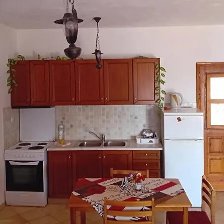 Apartment On The Sea Milia