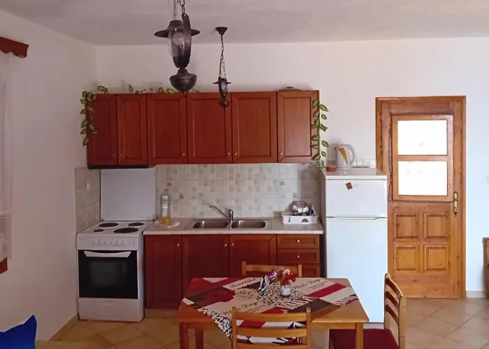 Apartment On The Sea Milia